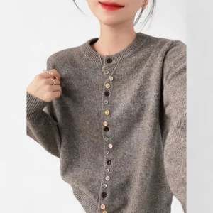 Beatrice - Cardigan classique à col ras du cou élégant