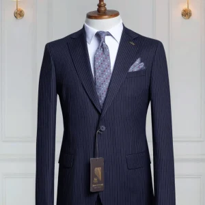 Costume 2 Pieces bleu nuit deux boutons avec rayures