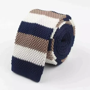 Cravate tricotée à bout carré bleu blanc CVT10