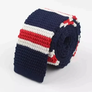 Cravate tricotée à bout carré bleu rouge CVT03