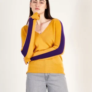 Pull col V femme en cachemire jaune moutarde & violet - RIA 1