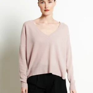 Pull col V femme en cachemire nude - RIA 3