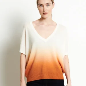 Pull col V manches chauve souris femme en cachemire tie & dye blanc écru & orange citrouille - RIA 7A